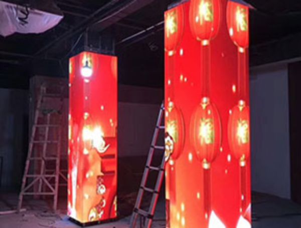 浙江溫州瑞安市非物質(zhì)文化遺產(chǎn)展館柱形P2.5LED異形屏